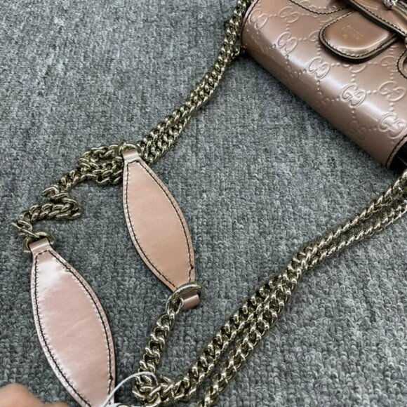 100% Authentic GUCCI Emily GG Patent Leather Shoulder Bag 370-101424 - Picture 16 of 16